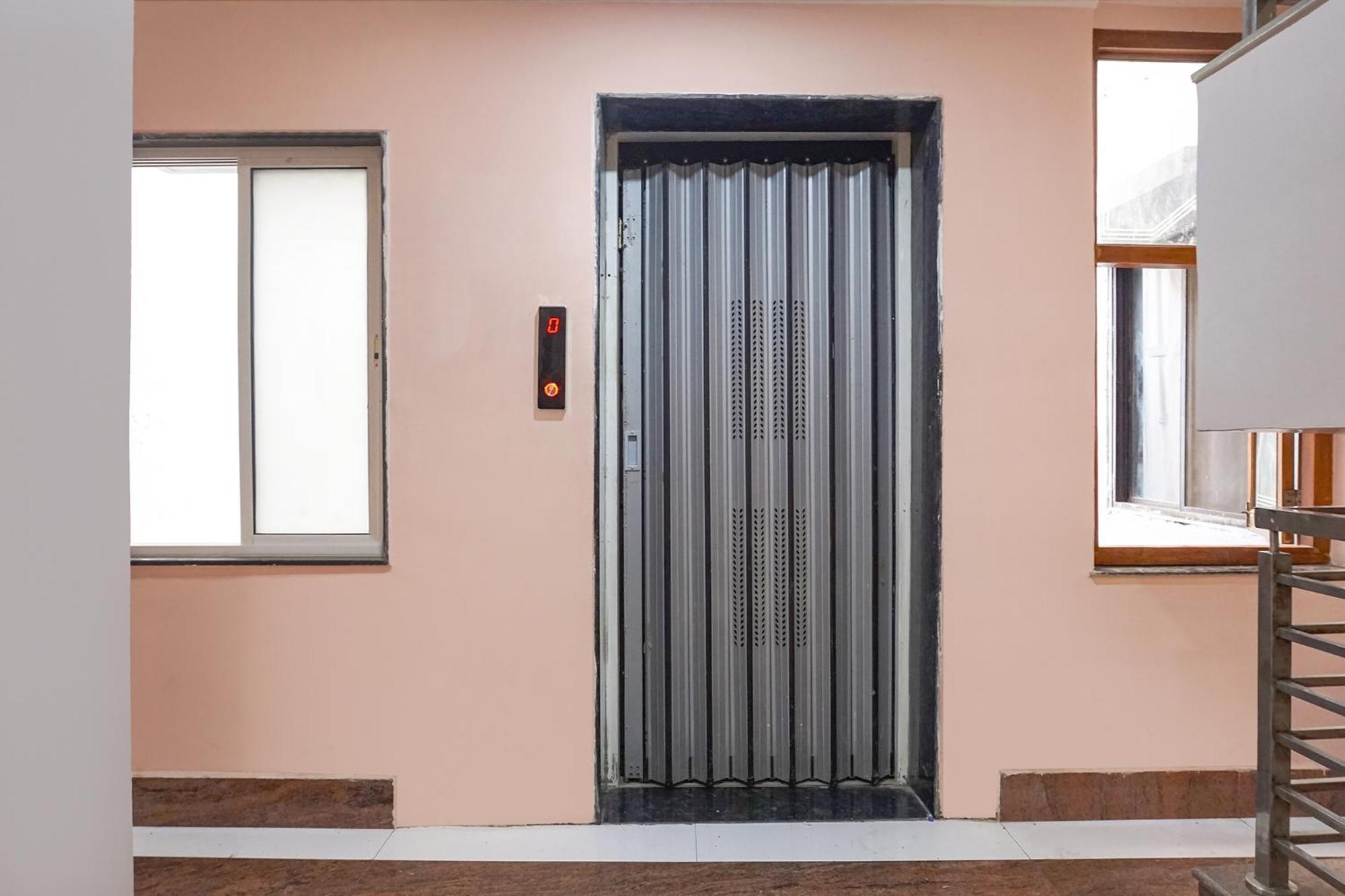 Fabhotel Rachana Residency - Nr Shivaji Nagar Metro Station Pune Exterior foto